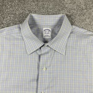 Brooks Brothers Dress Shirt Mens 16.5 34 Non Iron Plaid Button Up Cotton Office
